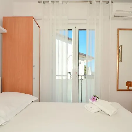Inge Appartement Seget Vranjica